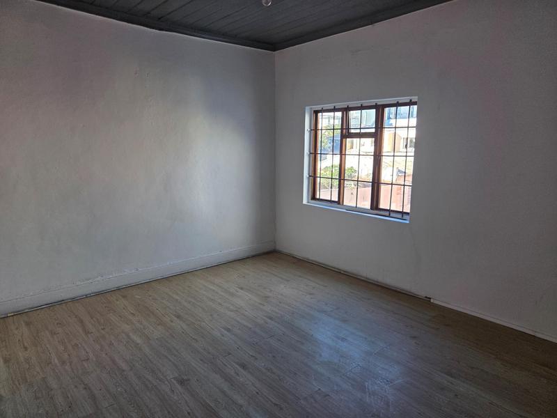 To Let 3 Bedroom Property for Rent in Woodstock Western Cape